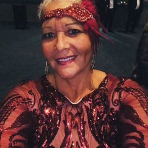 Meet your Posher, Regina